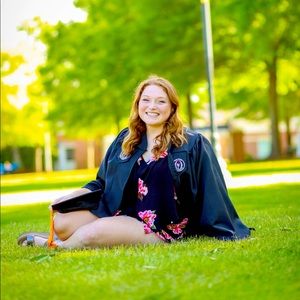 Meet your Posher, Mercedes